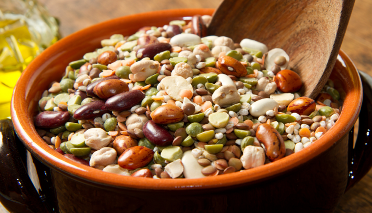 Yummy 15 Bean Soup For A Cold Fall Day